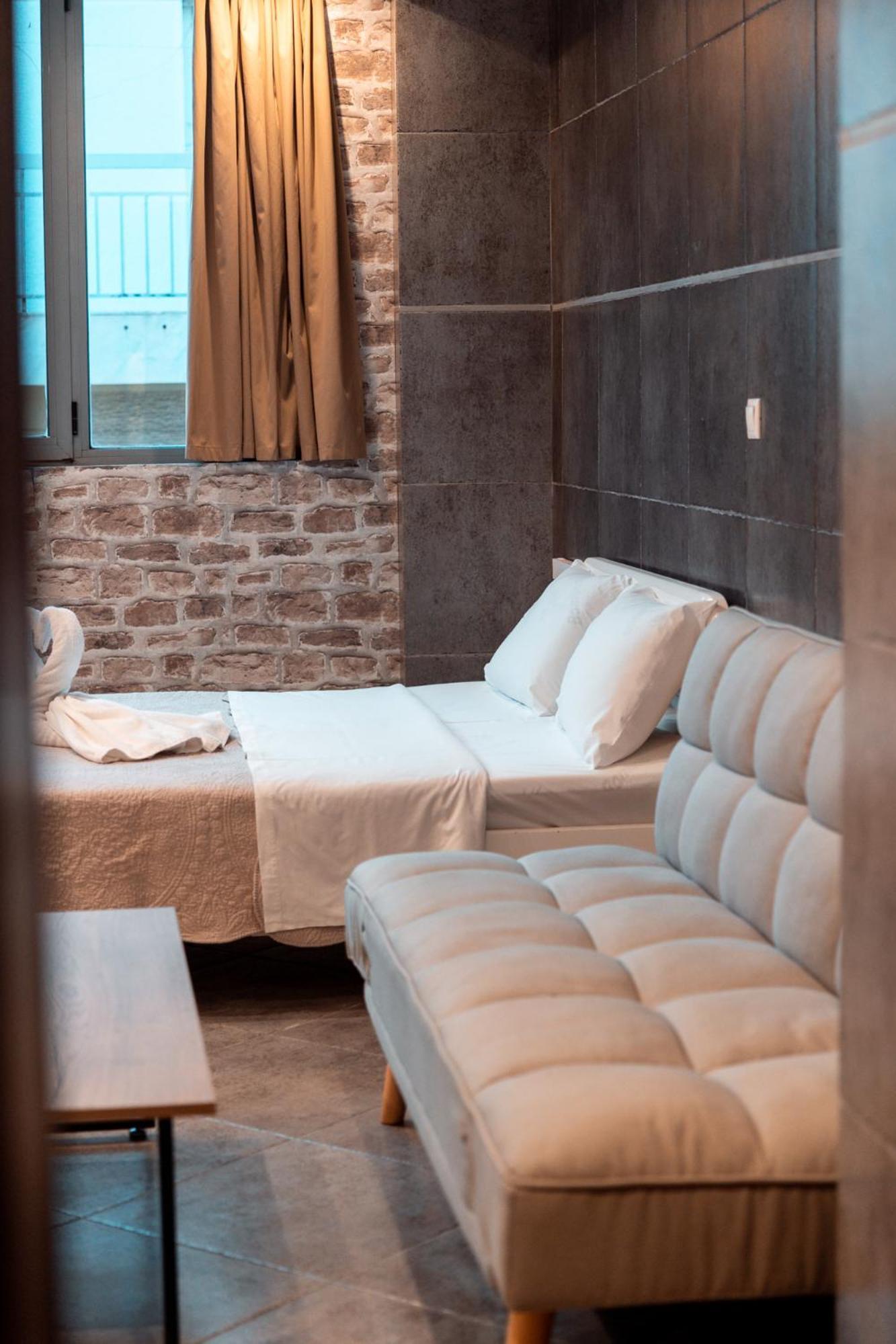 Parthenon Portrait Apartments Атина Екстериор снимка